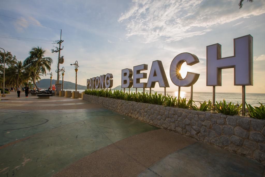 Barefoot Hotel Kalim Beach Front Patong Extérieur photo